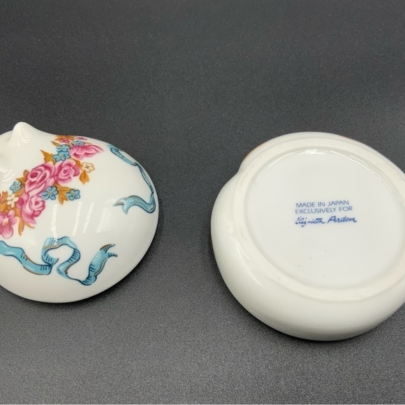 Vtg Round Porcelain Cat  Lidded Trinket Box  Made In Japan For Elizabeth Arden - Picture 9 of 9